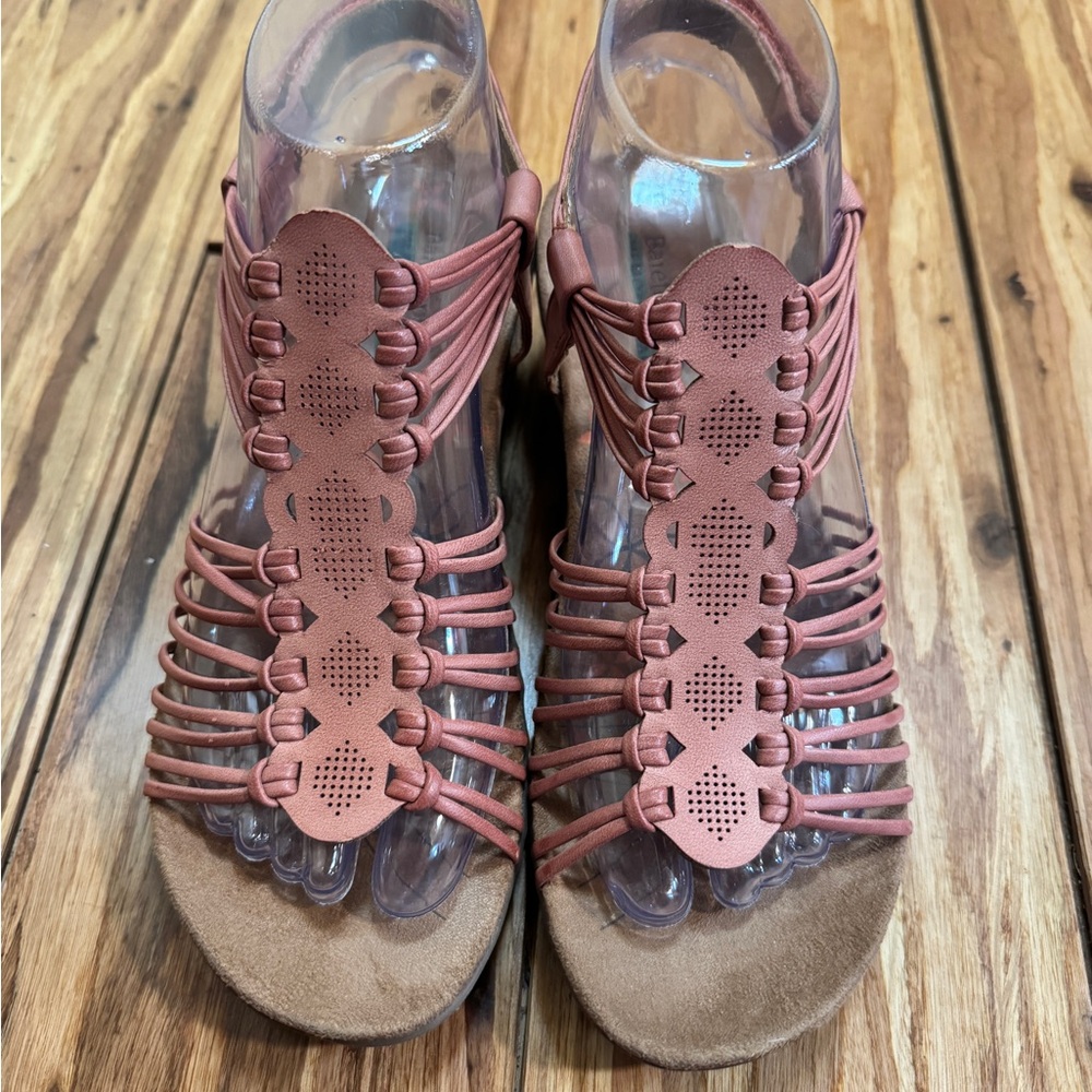Baretraps Size 6.5M Women's TRUDY Red/Pink  Strappy Wedge SANDALS - Picture 3 of 9